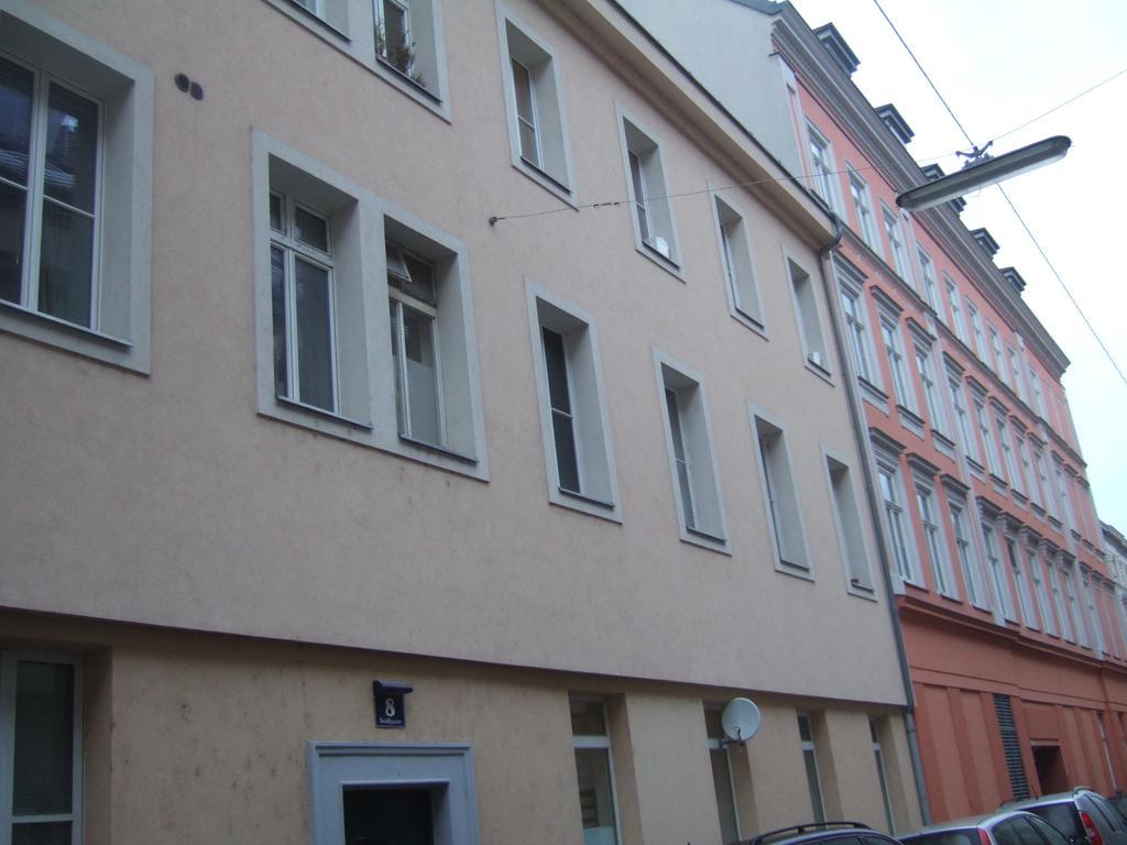 Top Comfort * Viena